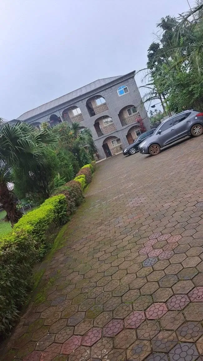 G 12 : 2 guest house — photo 1